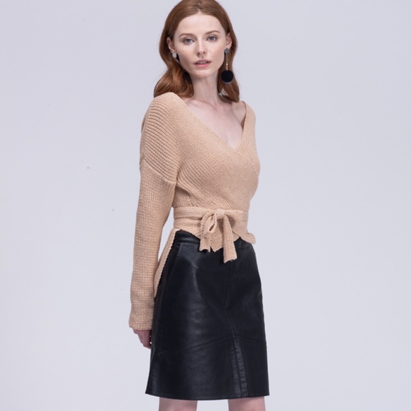 2 Left! Black Leatherette A Line Mini Skirt - Picture 4 of 8